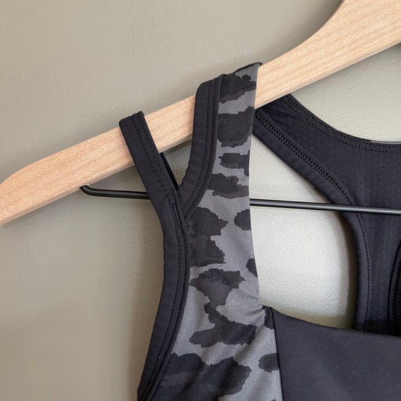 Lululemon Splendour Bra Black Grey Cheetah Print Sz 2 Strappy Back Gym Athletic‎ - Picture 5 of 16